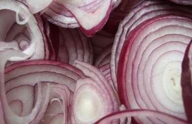 Os nutrientes da cebola, ingrediente que não pode faltar em sua casa