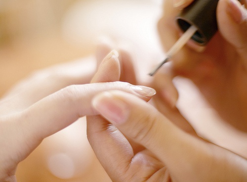 Dicas para ter unhas lindas e saudáveis