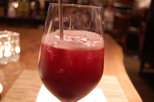 Las bebidas con azúcar hacen mal para quien sufre con gota