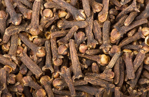 Cravo-da-Índia diminui a forte dor de dente