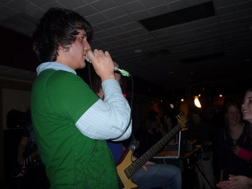 porque ocorre a disfonia