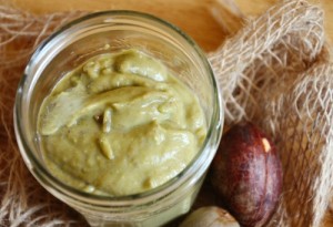 tratamento contra as pontas secas com creme de abacate