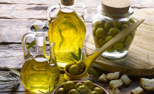 azeite de oliva para remover a cera de ouvido