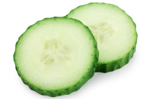 Pepino-bolsas-ojos-500x325