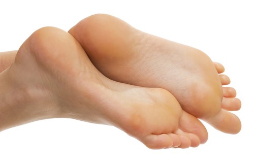 calos-nos-pes