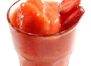 Sucos naturais para a dor de cabeça com enjoos