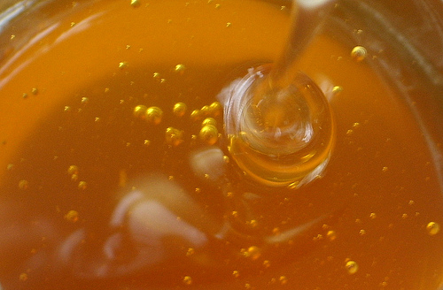 O mel ajuda no refluxo gastroesofágico