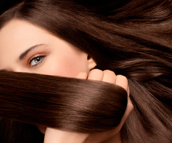 Alisamento do cabelo com cremes naturais
