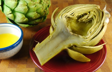 Emagreça com água de alcachofra