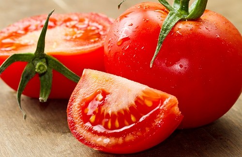 Como reduzir a pressão alta com o tomate?