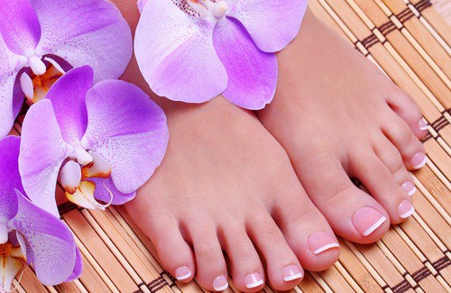 Dicas para ficar com pés mais bonitos e saudáveis