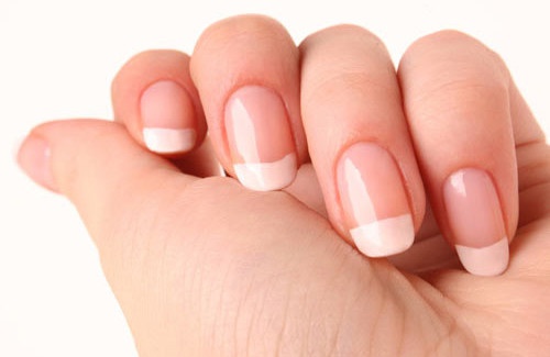 Como fazer as unhas crescerem rápido e fortes?