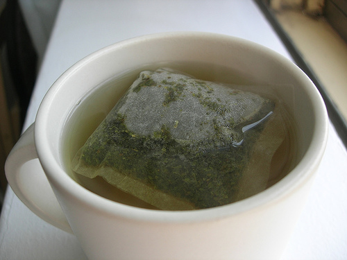 Chá verde para auxiliar a limpar o fígado