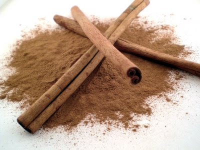 canela para clarear os cabelos