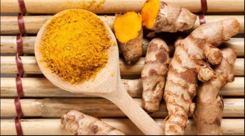 A cúrcuma possui propriedades anti-inflamatórias