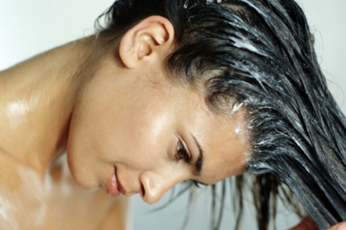 máscara de ovo para clarear o cabelo