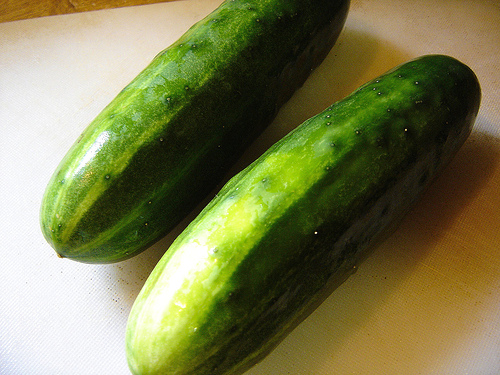 O pepino é bom para eliminar as olheiras