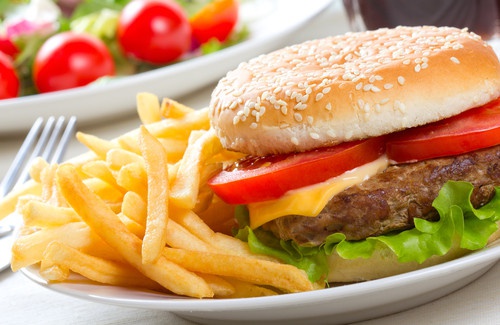 Hambúerguer Big Mac com batatas fritas