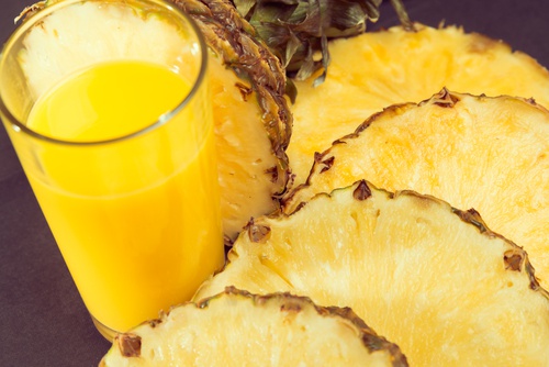 Suco-de-abacaxi