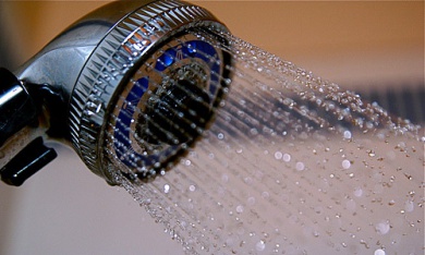 Banho frio: vantagens e desvantagens