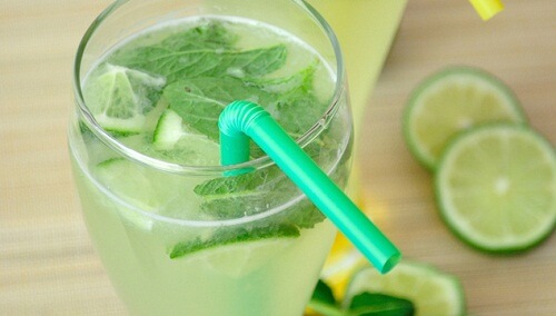 Água com limão os benefícios de beber diariamente