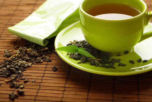 chá-verde para ajudar a desinflamação