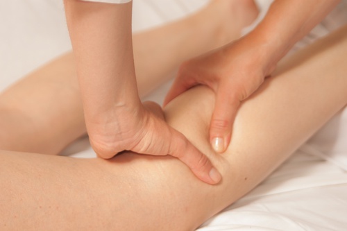 Massagem para emagrecer as coxas