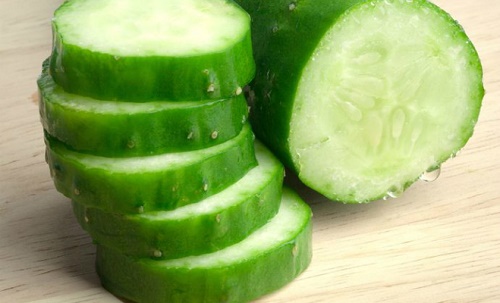 máscaras especiais com pepino