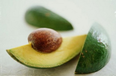 9 razões para comer a semente do abacate