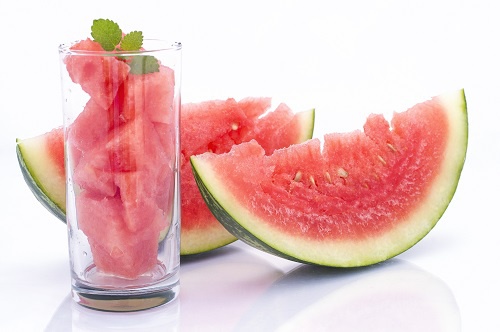 O suco de melancia pode ajudar a desintoxicar os rins