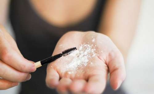670px-Make-Your-Eyelashes-Longer-Step-2-500x305