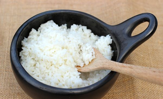 Benefícios do arroz para rejuvenescer o rosto