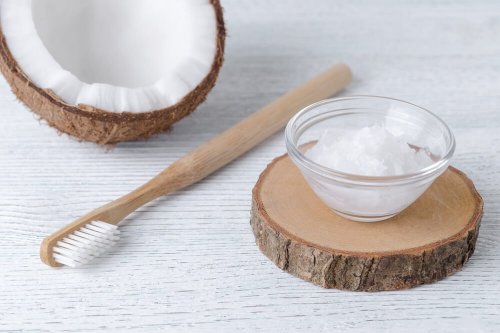 Coco e açúcar como esfoliante para a pele