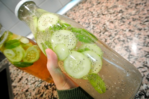 Limonada leve de pepino, gengibre e hortelã Limonada leve de pepino, gengibre e hortelã