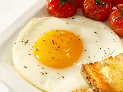 Comer ovo faz bem ou mal?