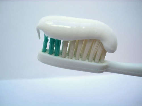 embalagens das pastas de dente