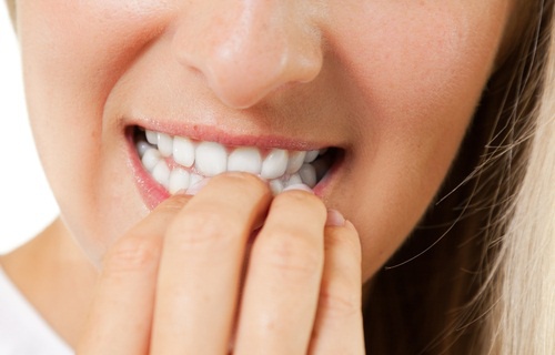 hábito de roer as unhas