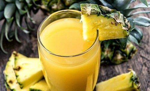 Suco-de-abacaxi-com-menta