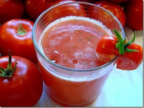 Suco de tomate de manhã. Você conhece todos os seus benefícios? Suco de tomate de manhã. Você conhece todos os seus benefícios?