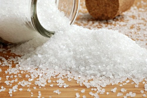 aliviar a enxaqueca de forma instantânea usando o sal