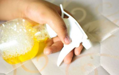 Saiba como desinfetar e limpar o colchão. Cuide da sua saúde!