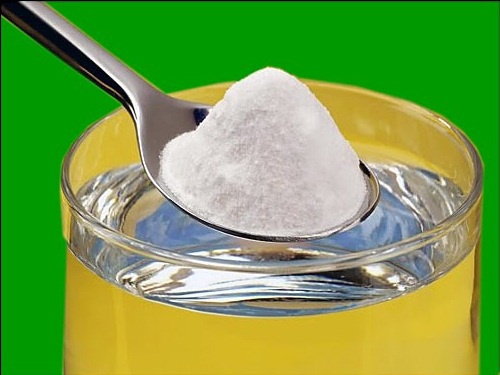 Bicarbonato de sódio para fazer água alcalina