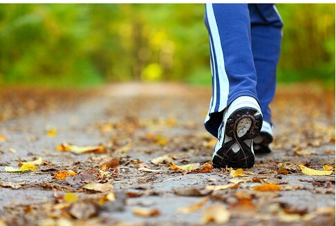 Caminhada ajuda a combater a gordura abdominal