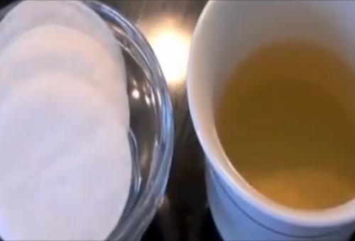 Ingrediente natural para limpar e clarear manchas e sardas na pele