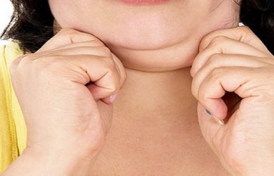 3 formas de diminuir a papada e tonificar o pescoço