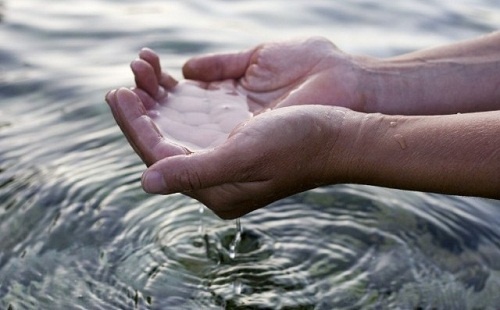 Agua-de-mar-500x310