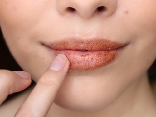 Truques de beleza para melhorar o aspecto do seu rosto em 5 minutos