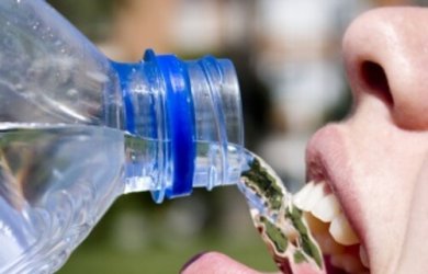 Como detectar a falta de água no organismo?
