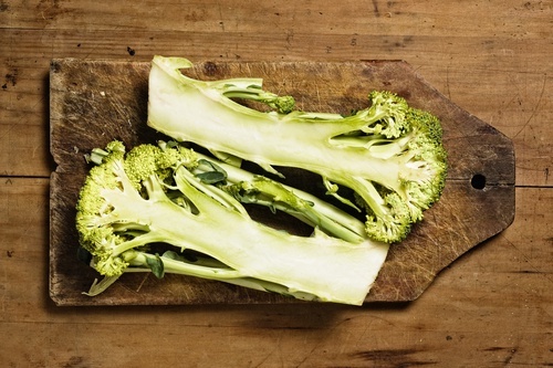 Como-incluir-tallos-de-brócoli-en-tu-dieta-500x333