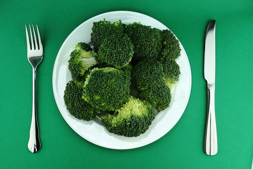 Qual-e-a-forma-ideal-de-comer-brócoli-al-vapor-500x334